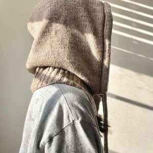Knitting a Balaclava with Aran Yarn: A Cozy Korean-Fit Winter Project-img