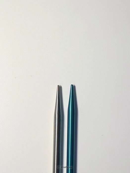 Comparison of Chiaogoo steel needle tip and Temu short knitting needle tip side by side